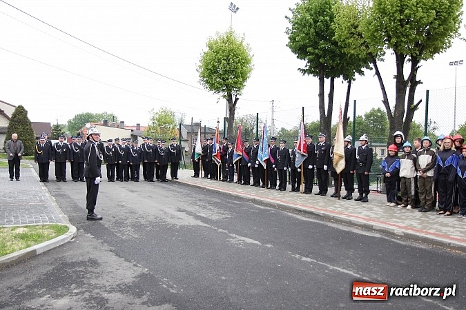 Zdjęcie w galerii na portalu naszraciborz.pl: Ochotnicy z Rzuchowa mają nowy wóz! wiadomości z regionu