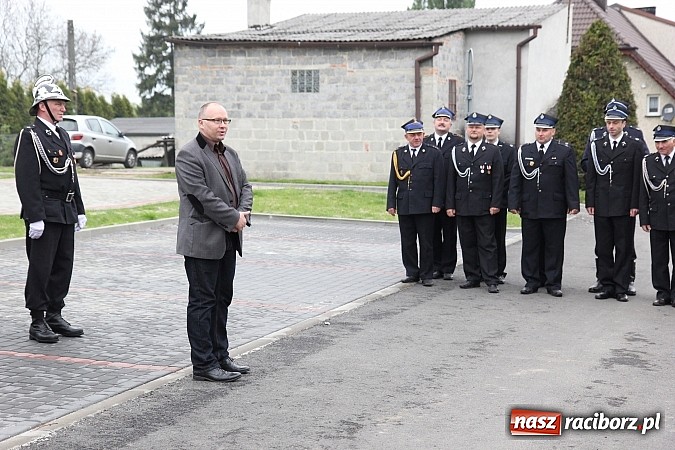 Zdjęcie w galerii na portalu naszraciborz.pl: Ochotnicy z Rzuchowa mają nowy wóz! wiadomości z regionu