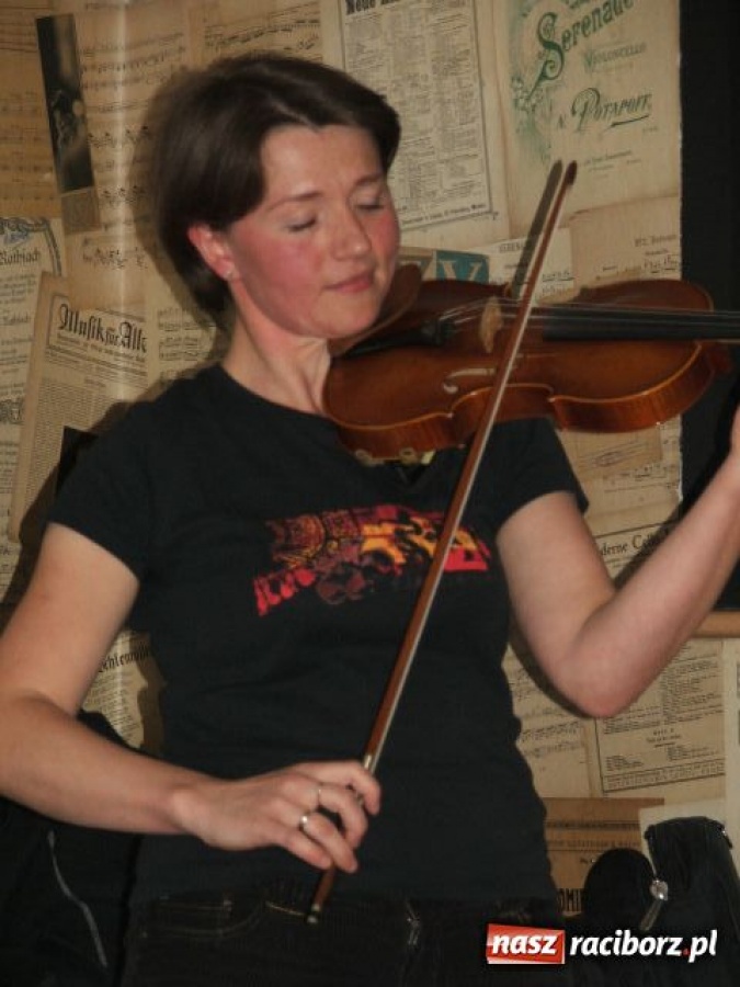 Zdjęcie w galerii na portalu naszraciborz.pl: Bieszczadzki wieczorek na Końcu Świata  wiadomości z regionu