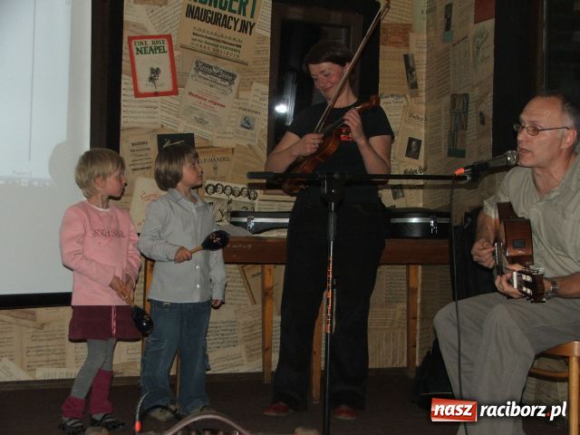 Zdjęcie w galerii na portalu naszraciborz.pl: Bieszczadzki wieczorek na Końcu Świata  wiadomości z regionu