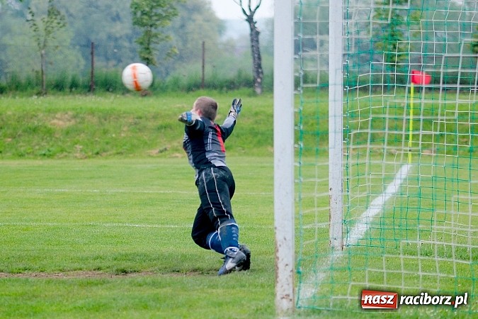 Zdjęcie w galerii na portalu naszraciborz.pl: Festiwal karnych przy Łąkowej. Rafako lepsze od Lysek wiadomości z regionu