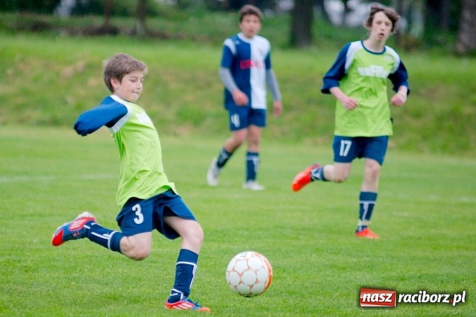 Zdjęcie w galerii na portalu naszraciborz.pl: Festiwal karnych przy Łąkowej. Rafako lepsze od Lysek wiadomości z regionu