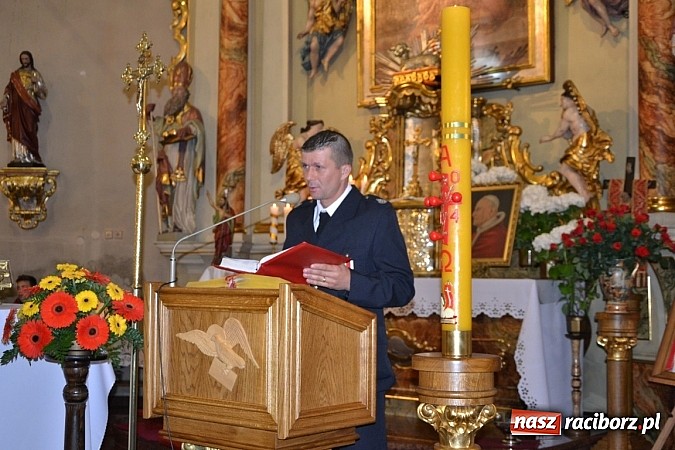 Zdjęcie w galerii na portalu naszraciborz.pl: Na świętego Floriana poświęcili nowy wóz wiadomości z regionu