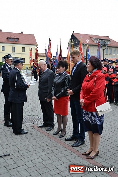 Zdjęcie w galerii na portalu naszraciborz.pl: Na świętego Floriana poświęcili nowy wóz wiadomości z regionu