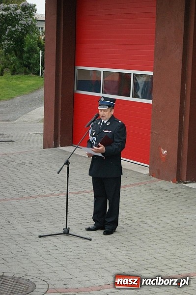 Zdjęcie w galerii na portalu naszraciborz.pl: Na świętego Floriana poświęcili nowy wóz wiadomości z regionu