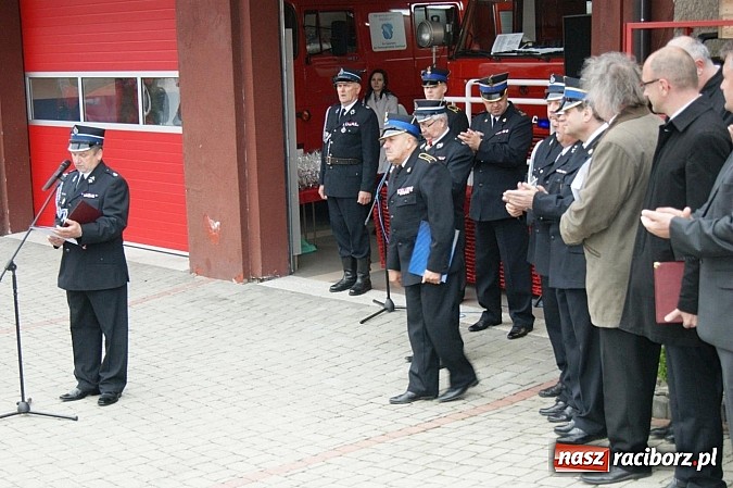 Zdjęcie w galerii na portalu naszraciborz.pl: Na świętego Floriana poświęcili nowy wóz wiadomości z regionu