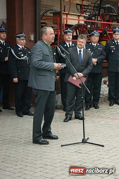 Zdjęcie w galerii na portalu naszraciborz.pl: Na świętego Floriana poświęcili nowy wóz wiadomości z regionu