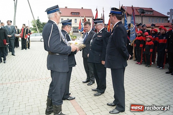Zdjęcie w galerii na portalu naszraciborz.pl: Na świętego Floriana poświęcili nowy wóz wiadomości z regionu