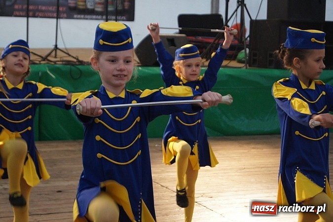 Zdjęcie w galerii na portalu naszraciborz.pl: Trzeci dzień majówki w Nędzy chłodny, ale pełen atrakcji  wiadomości z regionu