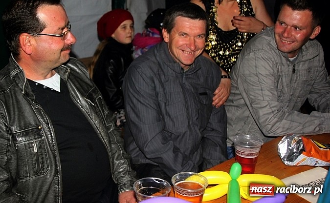 Zdjęcie w galerii na portalu naszraciborz.pl: Majówka w Wojnowicach rozpoczęta  wiadomości z regionu