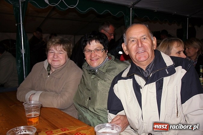 Zdjęcie w galerii na portalu naszraciborz.pl: Majówka w Wojnowicach rozpoczęta  wiadomości z regionu