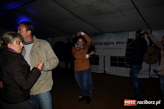 Zdjęcie w galerii na portalu naszraciborz.pl: Majówka w Wojnowicach rozpoczęta  wiadomości z regionu