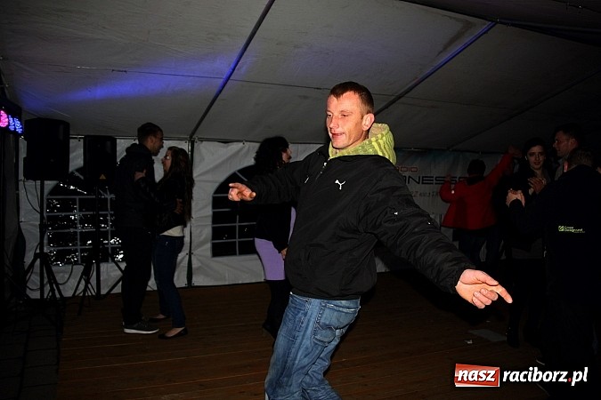 Zdjęcie w galerii na portalu naszraciborz.pl: Majówka w Wojnowicach rozpoczęta  wiadomości z regionu