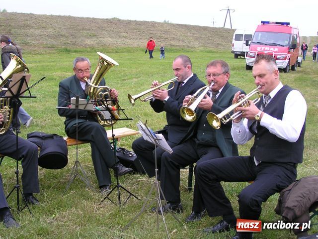 Zdjęcie w galerii na portalu naszraciborz.pl: Przystanek Turze, czyli Jak Oni Pływają! wiadomości z regionu