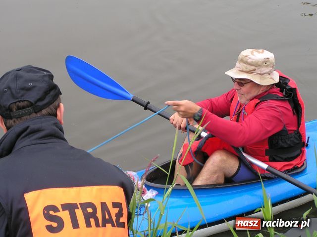 Zdjęcie w galerii na portalu naszraciborz.pl: Przystanek Turze, czyli Jak Oni Pływają! wiadomości z regionu