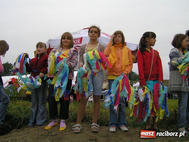 Zdjęcie w galerii na portalu naszraciborz.pl: Przystanek Turze, czyli Jak Oni Pływają! wiadomości z regionu