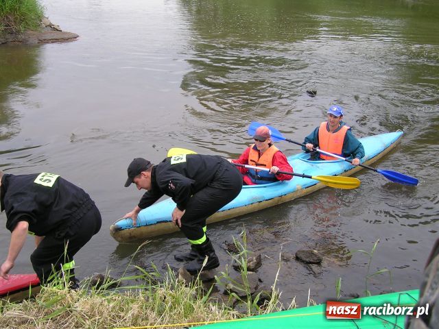 Zdjęcie w galerii na portalu naszraciborz.pl: Przystanek Turze, czyli Jak Oni Pływają! wiadomości z regionu