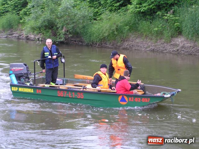 Zdjęcie w galerii na portalu naszraciborz.pl: Przystanek Turze, czyli Jak Oni Pływają! wiadomości z regionu