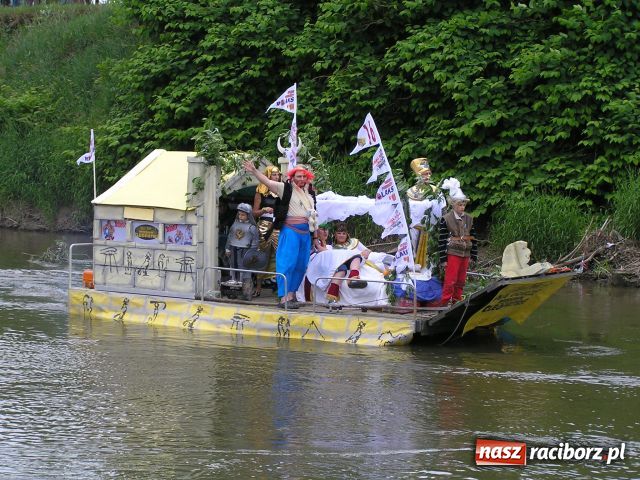 Zdjęcie w galerii na portalu naszraciborz.pl: Przystanek Turze, czyli Jak Oni Pływają! wiadomości z regionu