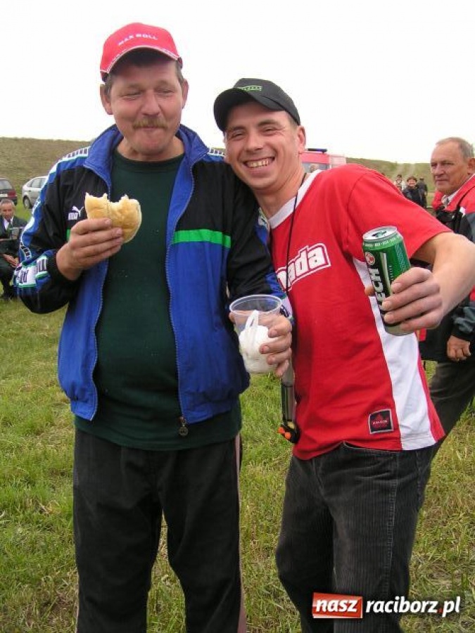 Zdjęcie w galerii na portalu naszraciborz.pl: Przystanek Turze, czyli Jak Oni Pływają! wiadomości z regionu