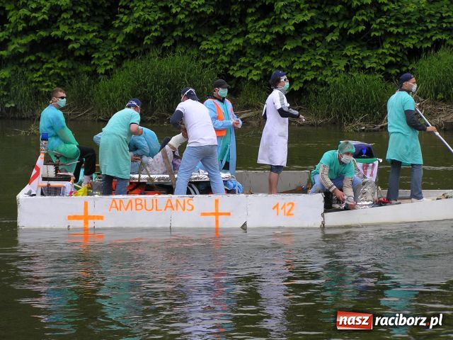 Zdjęcie w galerii na portalu naszraciborz.pl: Przystanek Turze, czyli Jak Oni Pływają! wiadomości z regionu