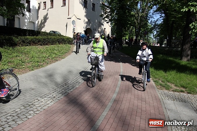 Zdjęcie w galerii na portalu naszraciborz.pl: Rowerowa majówka w Raciborzu wiadomości z regionu