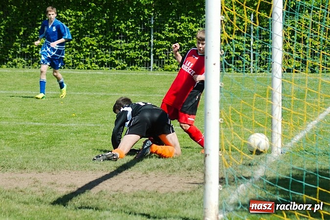 Zdjęcie w galerii na portalu naszraciborz.pl: Juniorzy Ocic rozgromili rówieśników z Owsiszcz wiadomości z regionu