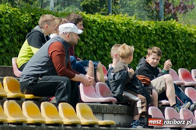 Zdjęcie w galerii na portalu naszraciborz.pl: Juniorzy Ocic rozgromili rówieśników z Owsiszcz wiadomości z regionu
