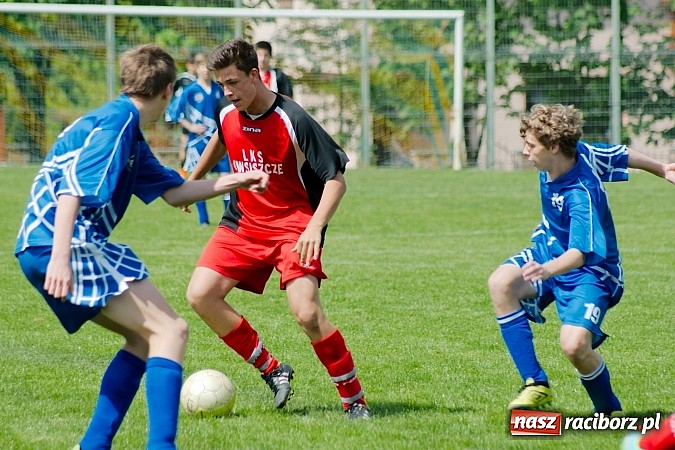 Zdjęcie w galerii na portalu naszraciborz.pl: Juniorzy Ocic rozgromili rówieśników z Owsiszcz wiadomości z regionu