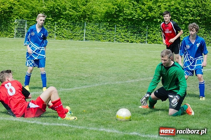 Zdjęcie w galerii na portalu naszraciborz.pl: Juniorzy Ocic rozgromili rówieśników z Owsiszcz wiadomości z regionu