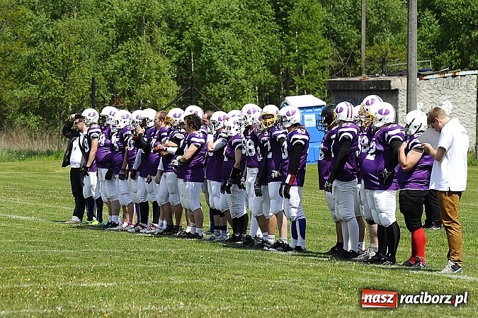 Zdjęcie w galerii na portalu naszraciborz.pl: Rybnik Thunders z raciborzanami w składzie zainaugurowali nowy sezon wiadomości z regionu