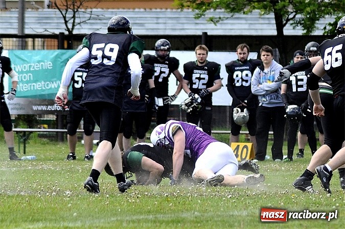 Zdjęcie w galerii na portalu naszraciborz.pl: Rybnik Thunders z raciborzanami w składzie zainaugurowali nowy sezon wiadomości z regionu