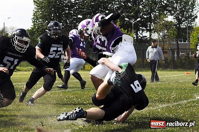 Zdjęcie w galerii na portalu naszraciborz.pl: Rybnik Thunders z raciborzanami w składzie zainaugurowali nowy sezon wiadomości z regionu