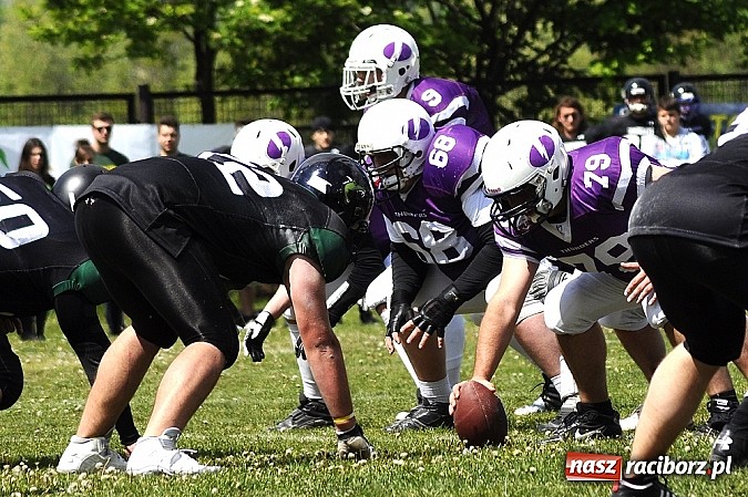 Zdjęcie w galerii na portalu naszraciborz.pl: Rybnik Thunders z raciborzanami w składzie zainaugurowali nowy sezon wiadomości z regionu