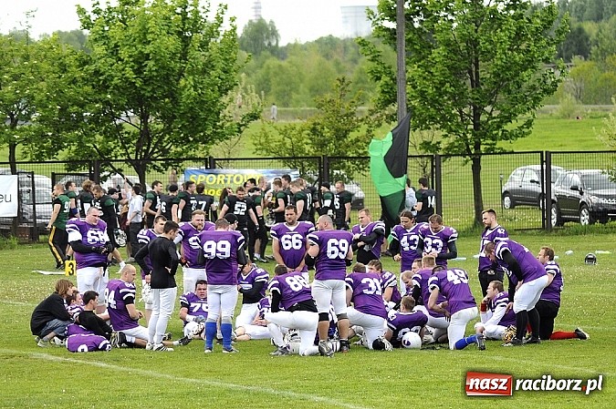 Zdjęcie w galerii na portalu naszraciborz.pl: Rybnik Thunders z raciborzanami w składzie zainaugurowali nowy sezon wiadomości z regionu