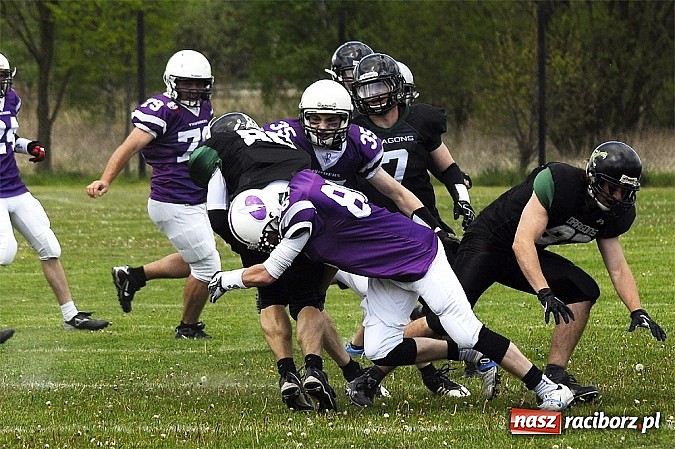 Zdjęcie w galerii na portalu naszraciborz.pl: Rybnik Thunders z raciborzanami w składzie zainaugurowali nowy sezon wiadomości z regionu