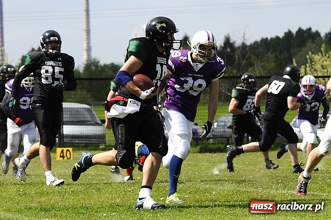 Zdjęcie w galerii na portalu naszraciborz.pl: Rybnik Thunders z raciborzanami w składzie zainaugurowali nowy sezon wiadomości z regionu