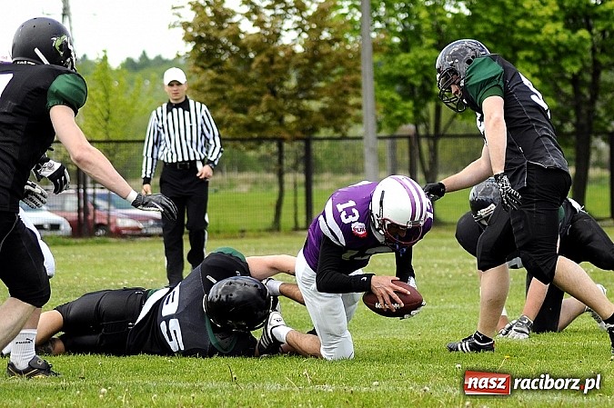 Zdjęcie w galerii na portalu naszraciborz.pl: Rybnik Thunders z raciborzanami w składzie zainaugurowali nowy sezon wiadomości z regionu