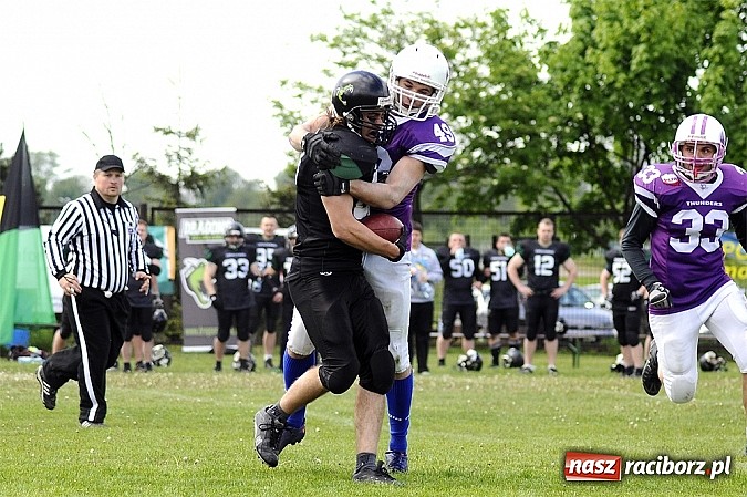 Zdjęcie w galerii na portalu naszraciborz.pl: Rybnik Thunders z raciborzanami w składzie zainaugurowali nowy sezon wiadomości z regionu