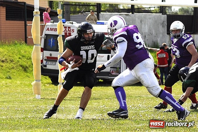 Zdjęcie w galerii na portalu naszraciborz.pl: Rybnik Thunders z raciborzanami w składzie zainaugurowali nowy sezon wiadomości z regionu