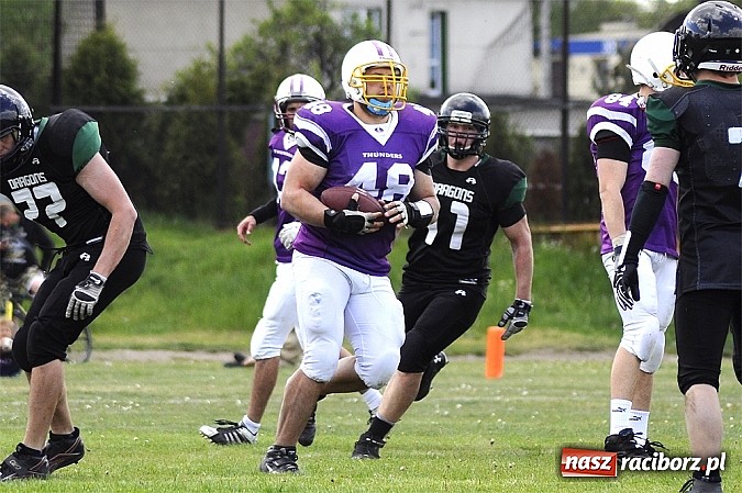 Zdjęcie w galerii na portalu naszraciborz.pl: Rybnik Thunders z raciborzanami w składzie zainaugurowali nowy sezon wiadomości z regionu