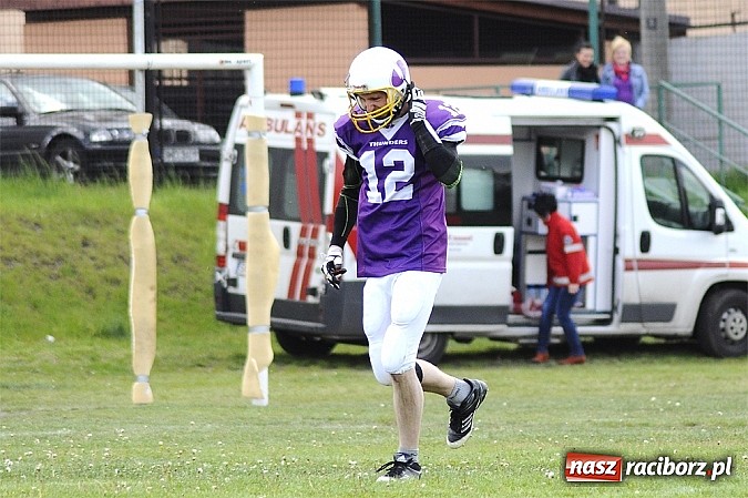 Zdjęcie w galerii na portalu naszraciborz.pl: Rybnik Thunders z raciborzanami w składzie zainaugurowali nowy sezon wiadomości z regionu