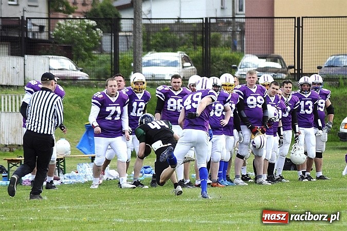 Zdjęcie w galerii na portalu naszraciborz.pl: Rybnik Thunders z raciborzanami w składzie zainaugurowali nowy sezon wiadomości z regionu