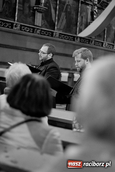 Zdjęcie w galerii na portalu naszraciborz.pl: TU ES PETRUS – wyjątkowy koncert w kościele farnym  wiadomości z regionu