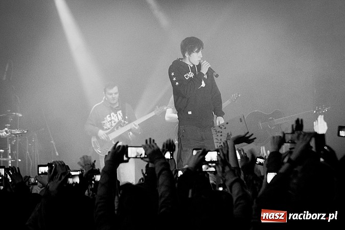 Zdjęcie w galerii na portalu naszraciborz.pl: Dawid Kwiatkowski z dużym poślizgiem na finał majówki w Nędzy  wiadomości z regionu