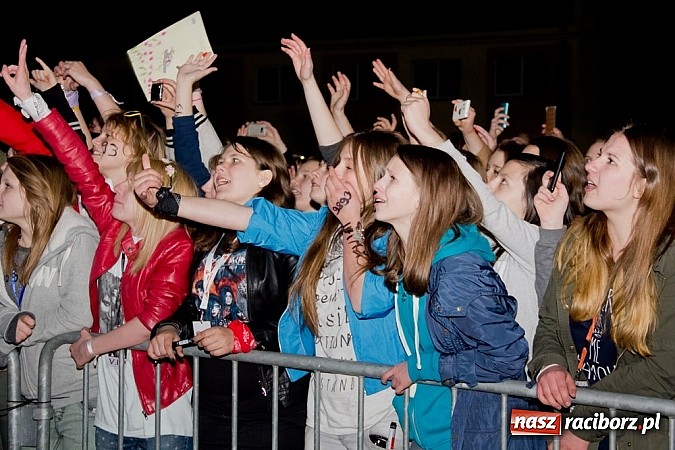 Zdjęcie w galerii na portalu naszraciborz.pl: Dawid Kwiatkowski z dużym poślizgiem na finał majówki w Nędzy  wiadomości z regionu