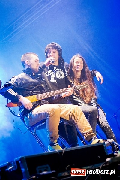 Zdjęcie w galerii na portalu naszraciborz.pl: Dawid Kwiatkowski z dużym poślizgiem na finał majówki w Nędzy  wiadomości z regionu