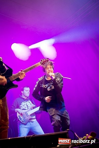 Zdjęcie w galerii na portalu naszraciborz.pl: Dawid Kwiatkowski z dużym poślizgiem na finał majówki w Nędzy  wiadomości z regionu