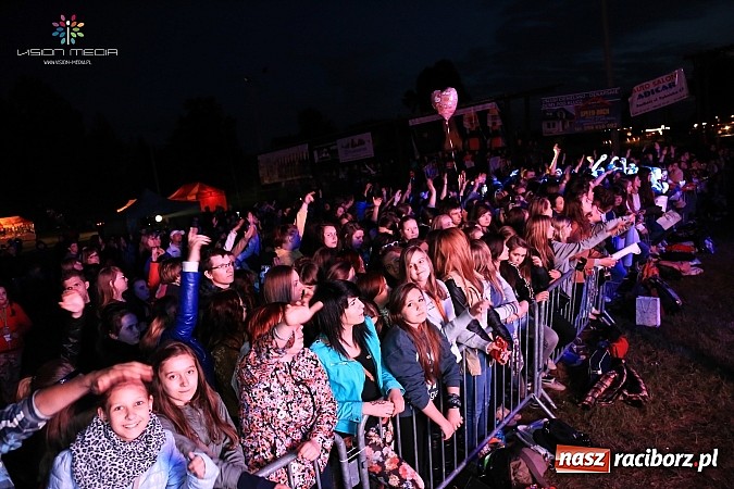 Zdjęcie w galerii na portalu naszraciborz.pl: Dawid Kwiatkowski z dużym poślizgiem na finał majówki w Nędzy  wiadomości z regionu