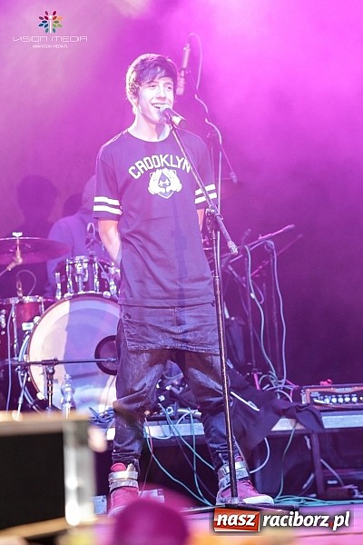 Zdjęcie w galerii na portalu naszraciborz.pl: Dawid Kwiatkowski z dużym poślizgiem na finał majówki w Nędzy  wiadomości z regionu